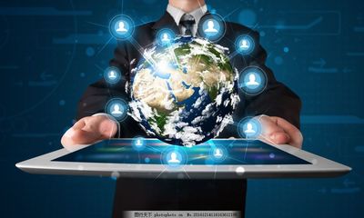 指尖經(jīng)緯 平板電腦上的地球圖片與計算機網(wǎng)絡(luò)科技的交匯